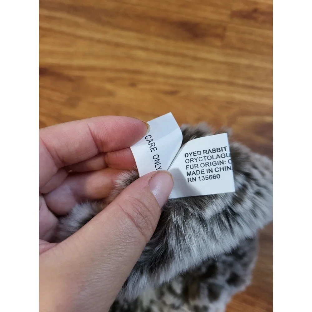 Glamourpuss Saks Fifth Avenue Rabbit Fur Neck Warmer